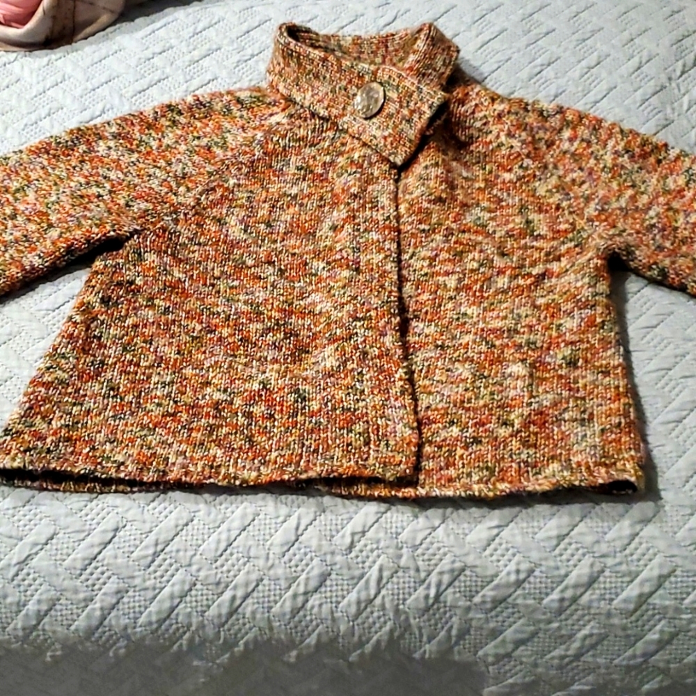 3/4 lenght sleeved sweater